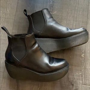 DR MARTENS Platform Wedge Bootie